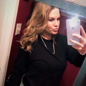 Meet your Posher, Kara